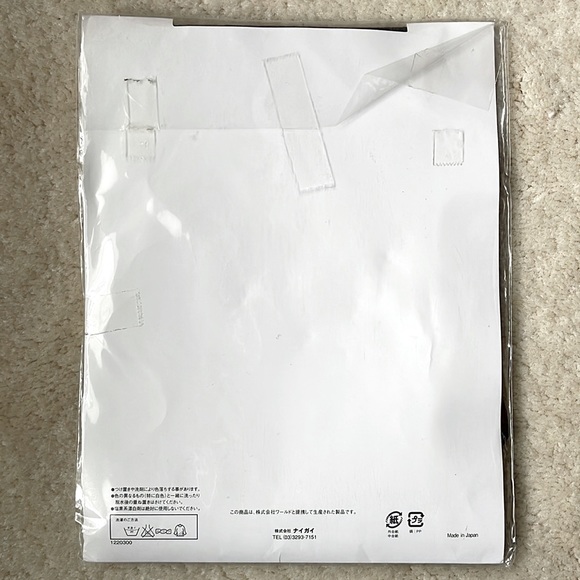 Untitled Sheer Tights - Picture 2 of 6